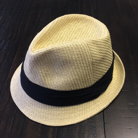 BCBGMaxAzria Accessories - BCBG MAXAZRIA Straw Fedora Hat